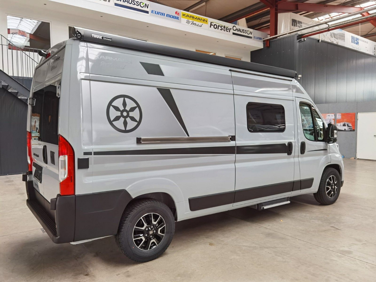 Karmann DEXTER 580 /- 2026 -/ SKY-ROOF & MULTIMEDIA - Auto kemperis: foto 4 Karmann DEXTER 580 /- 2026 -/ SKY-ROOF & MULTIMEDIA - Auto kemperis: foto 4