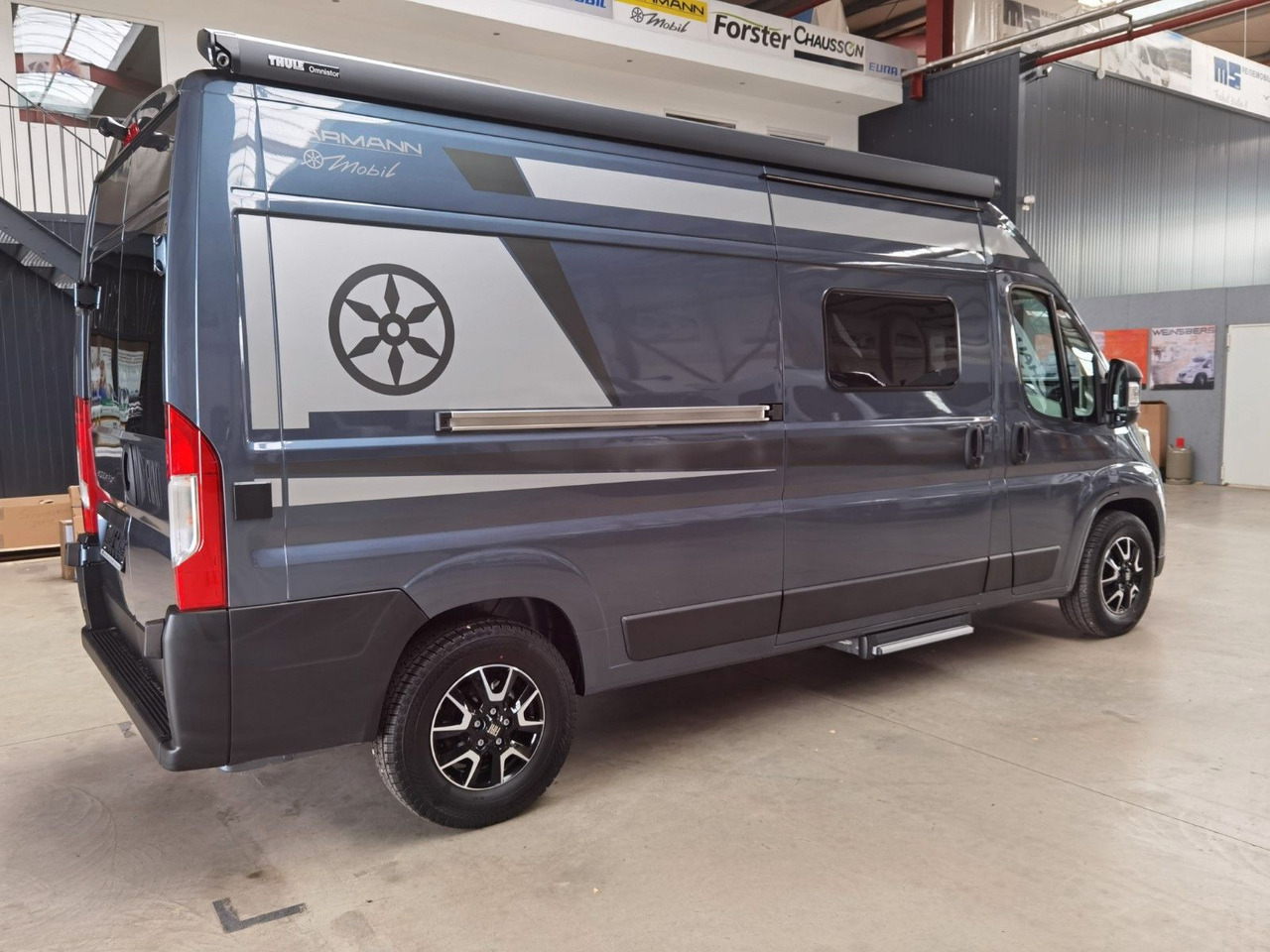 Karmann DEXTER 580 /-MODELL 2026-/ PANORAMA DACHFENSTER - Auto kemperis: foto 4 Karmann DEXTER 580 /-MODELL 2026-/ PANORAMA DACHFENSTER - Auto kemperis: foto 4