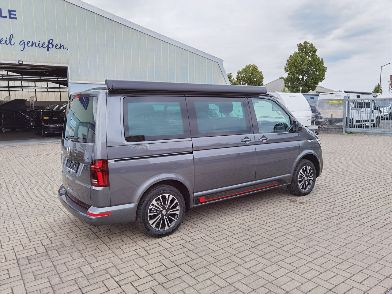 Volkswagen T6.1 CALIFORNIA OCEAN EDITION / DSG / NAVI / ACC - Auto kemperis: foto 4 Volkswagen T6.1 CALIFORNIA OCEAN EDITION / DSG / NAVI / ACC - Auto kemperis: foto 4