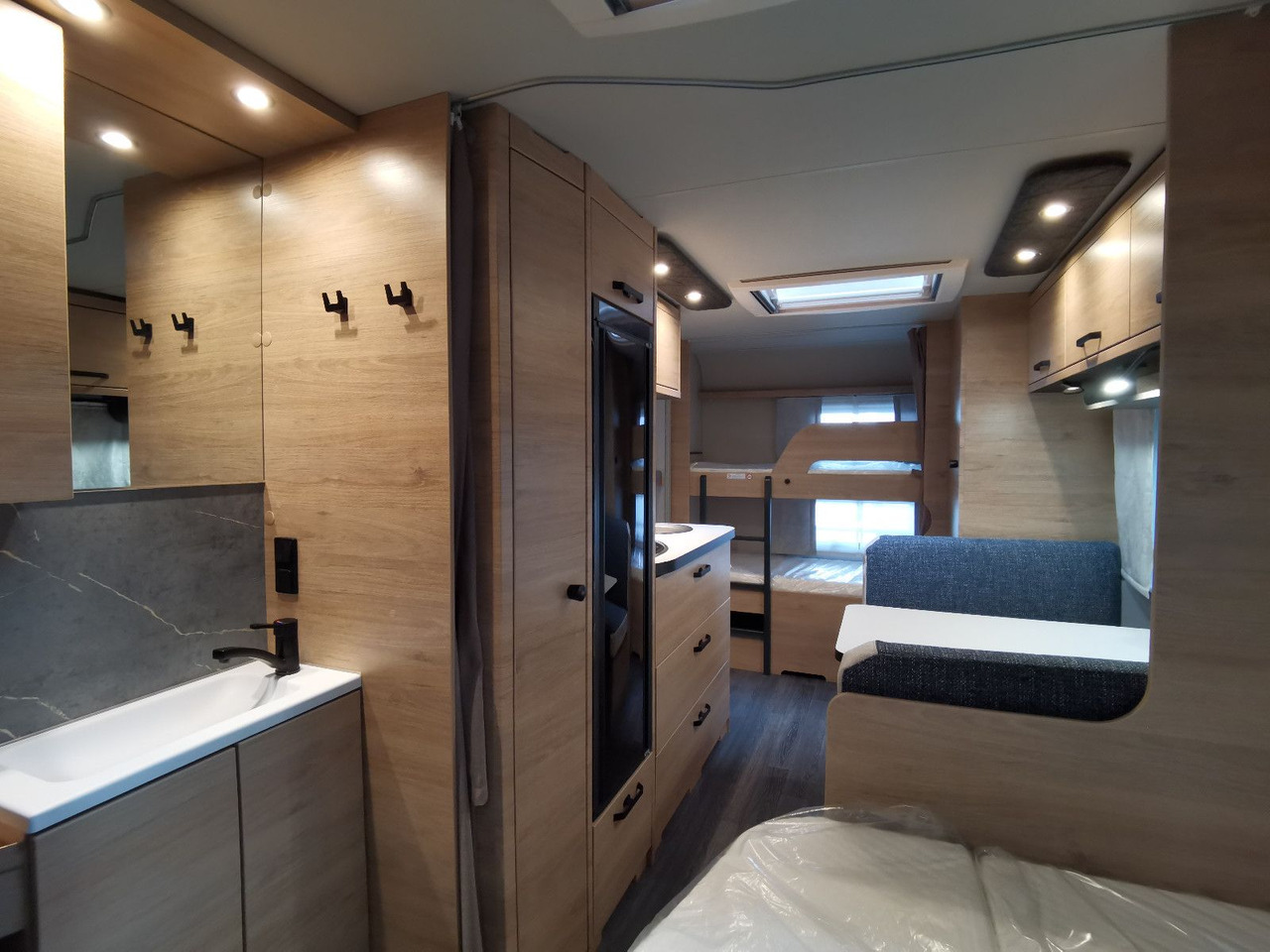 Dzīvojamais treileris Weinsberg CARAONE 500 FDK -MODELL 2026- / 1700kg: foto 14