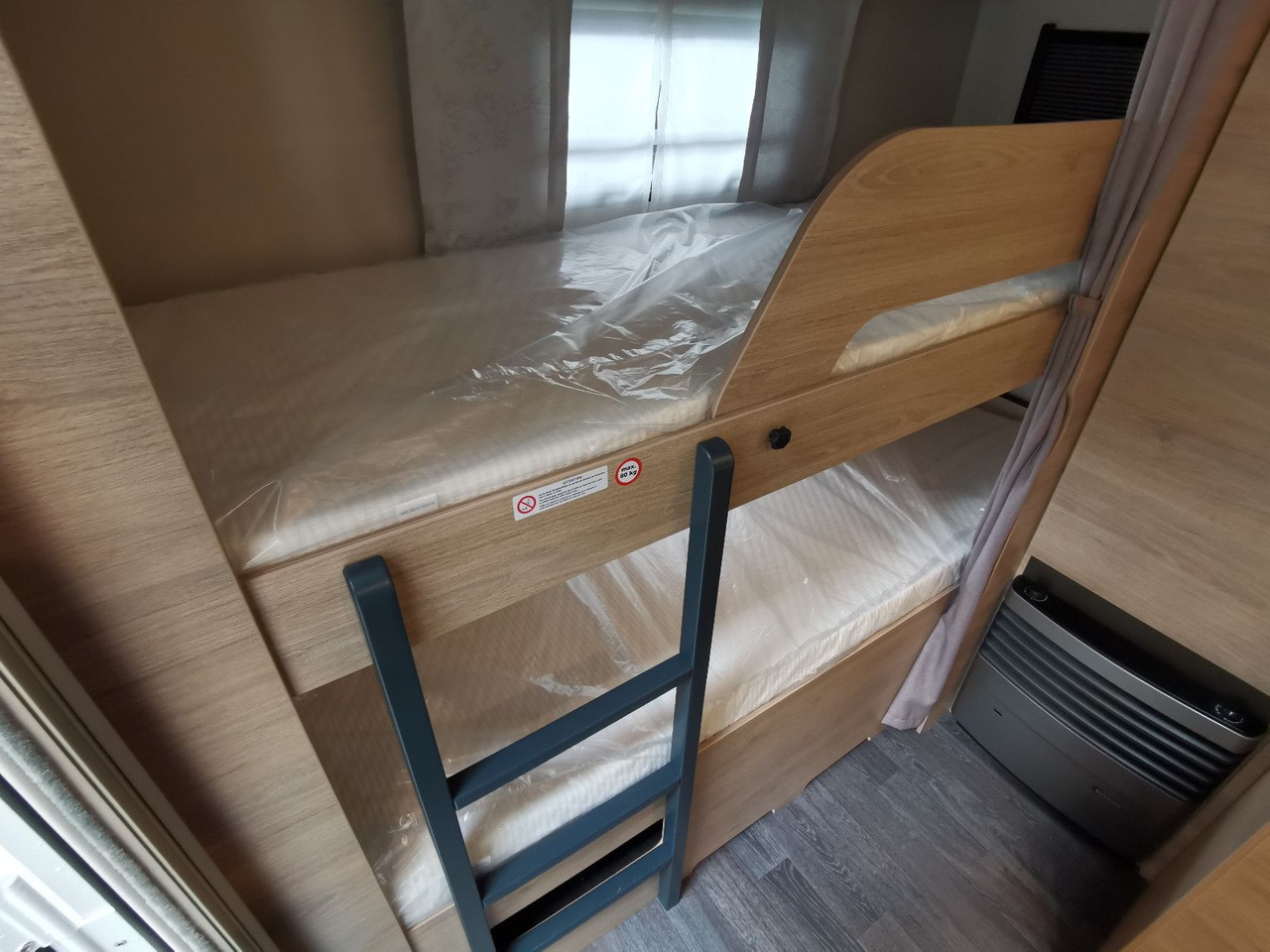 Dzīvojamais treileris Weinsberg CARAONE 500 FDK -MODELL 2026- / 1700kg: foto 15