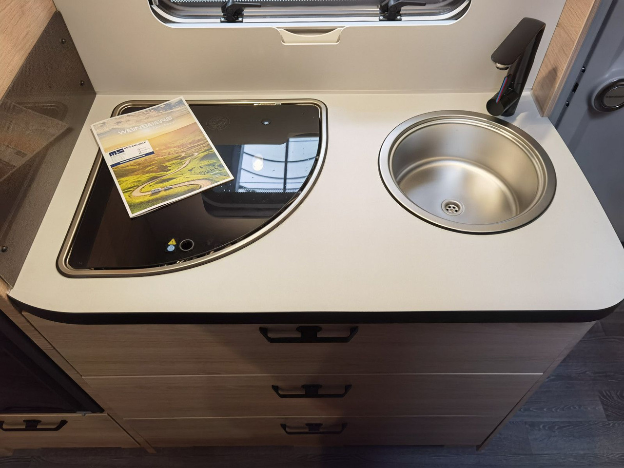 Dzīvojamais treileris Weinsberg CARAONE 500 FDK -MODELL 2026- / 1700kg: foto 16