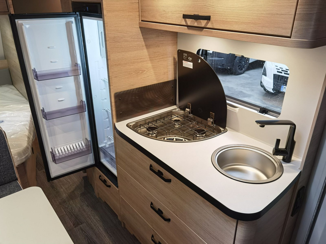 Dzīvojamais treileris Weinsberg CARAONE 500 FDK -MODELL 2026- / 1700kg: foto 18