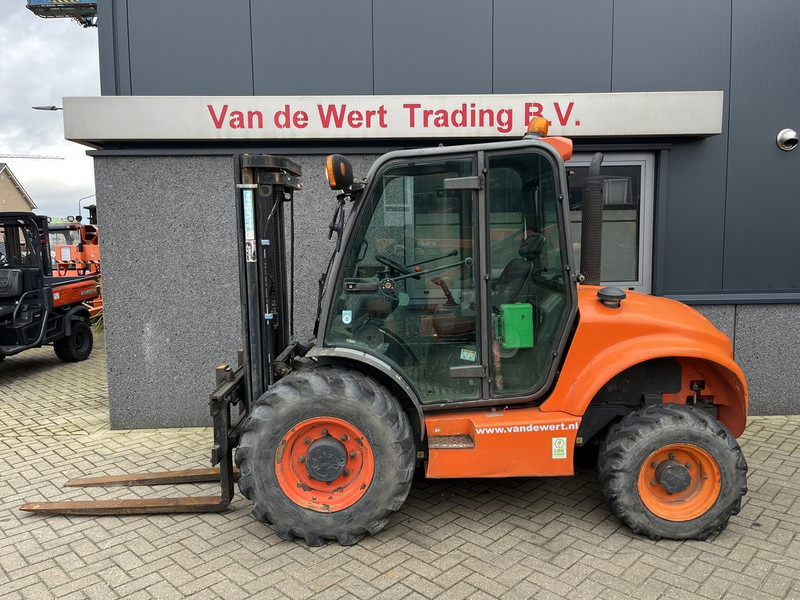 AUSA C 250 H X4 - Bezceļu autokrāvējs: foto 1 AUSA C 250 H X4 - Bezceļu autokrāvējs: foto 1