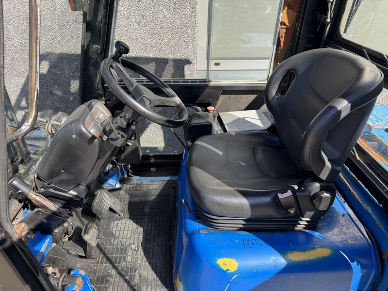 Dīzeļiekrāvējs Caterpillar DP35K: foto 11