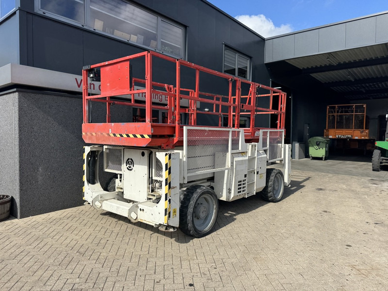 Genie Genie GS 3390 RT Schaarhoogwerker / Scissor Lift / Arbeitsbuhne 12mtr werkhoogte 4x4 Deutz DIESEL 2014 - Šķērveida pacēlājs: foto 5 Genie Genie GS 3390 RT Schaarhoogwerker / Scissor Lift / Arbeitsbuhne 12mtr werkhoogte 4x4 Deutz DIESEL 2014 - Šķērveida pacēlājs: foto 5