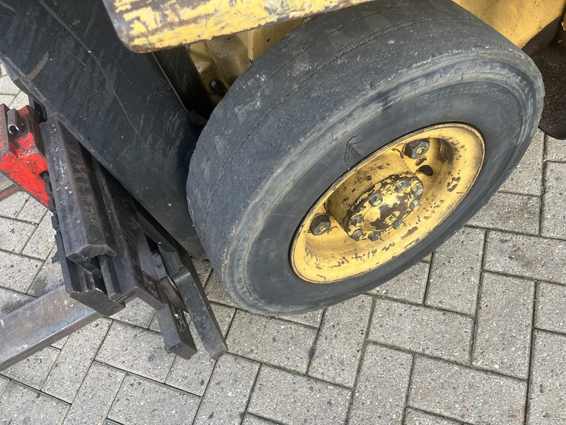 Hyster H2.50XL duplo355 sideshift ISUZU DIESEL - Dīzeļiekrāvējs: foto 5 Hyster H2.50XL duplo355 sideshift ISUZU DIESEL - Dīzeļiekrāvējs: foto 5