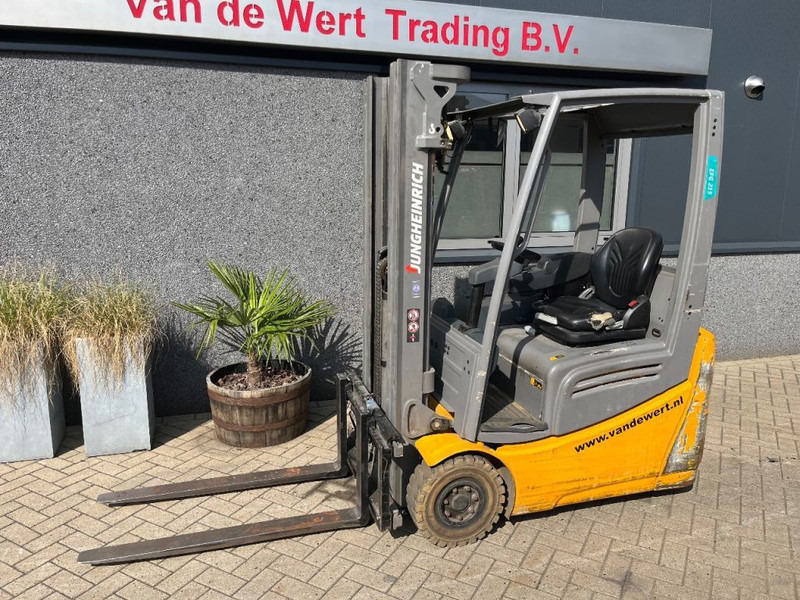 Jungheinrich EFG215 EFG215 triplo460 freelift sideshift 2016 heftruck forklift electrisch - Elektroiekrāvējs: foto 2 Jungheinrich EFG215 EFG215 triplo460 freelift sideshift 2016 heftruck forklift electrisch - Elektroiekrāvējs: foto 2