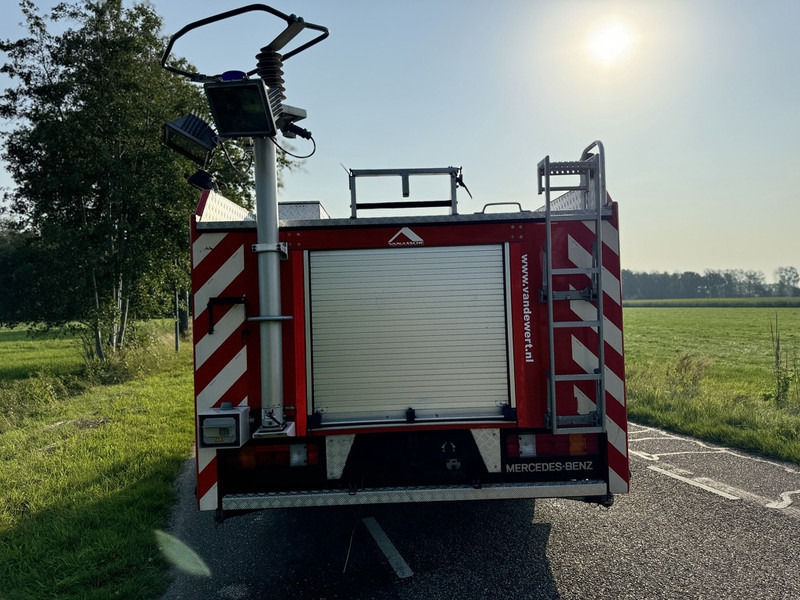Ugunsdzēsēju mašīna Mercedes-Benz 1124: foto 8