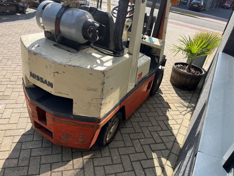 Nissan FG35U heftruck dulpo310 freelift 3e functie LPG COMPACT - Gāzes iekrāvējs: foto 4 Nissan FG35U heftruck dulpo310 freelift 3e functie LPG COMPACT - Gāzes iekrāvējs: foto 4