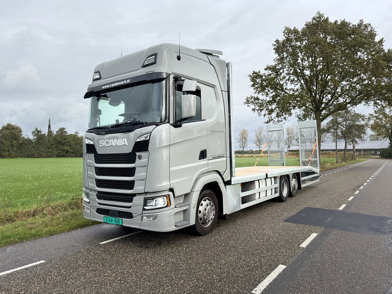 Scania S450 NGS 6X2 Machine Transporter / Oprij Vrachtwagen Euro 6 Automaat - Full Air - 2019 - APK 11-26 - Autovedējs: foto 1 Scania S450 NGS 6X2 Machine Transporter / Oprij Vrachtwagen Euro 6 Automaat - Full Air - 2019 - APK 11-26 - Autovedējs: foto 1