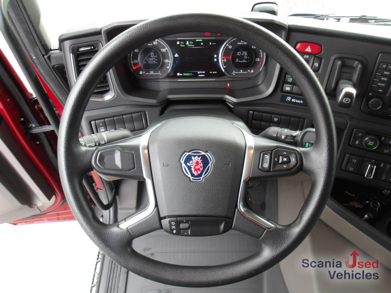 SCANIA G 360 B6x2*4NB / Koffer / Lbw. - Kravas automašīna ar slēgto virsbūvi: foto 2 SCANIA G 360 B6x2*4NB / Koffer / Lbw. - Kravas automašīna ar slēgto virsbūvi: foto 2