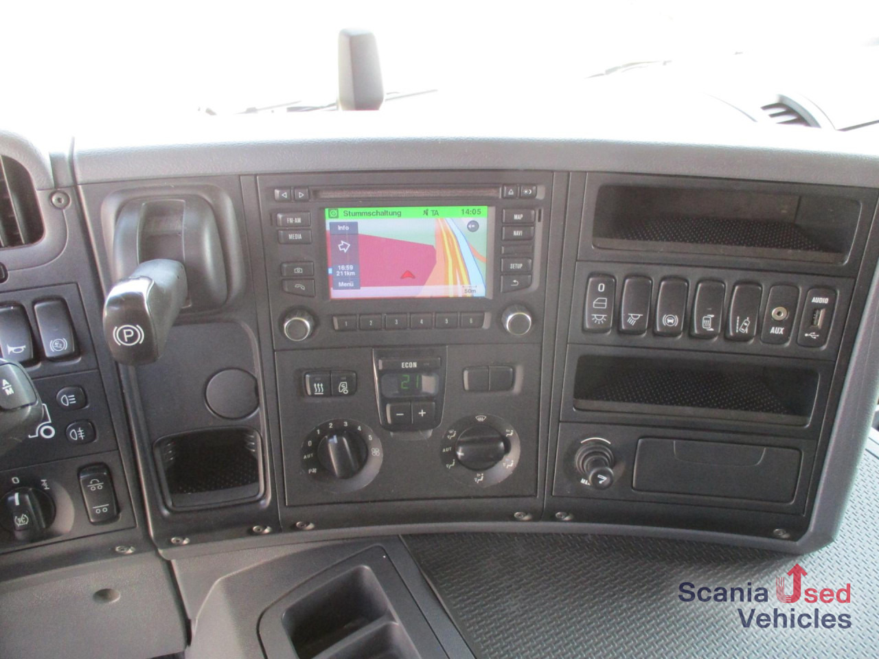 Kravas automašīna dzērienu pārvadāšanai SCANIA P 320 DB6x2*4MLB EWERS Getränkeaufbau, 2 x AHK: foto 14