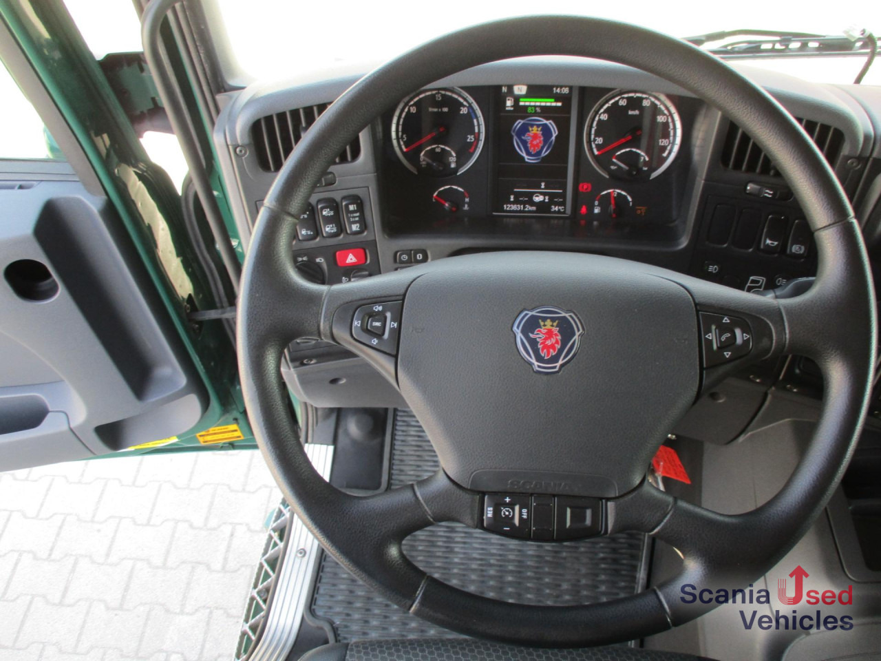 Kravas automašīna dzērienu pārvadāšanai SCANIA P 320 DB6x2*4MLB EWERS Getränkeaufbau, 2 x AHK: foto 15