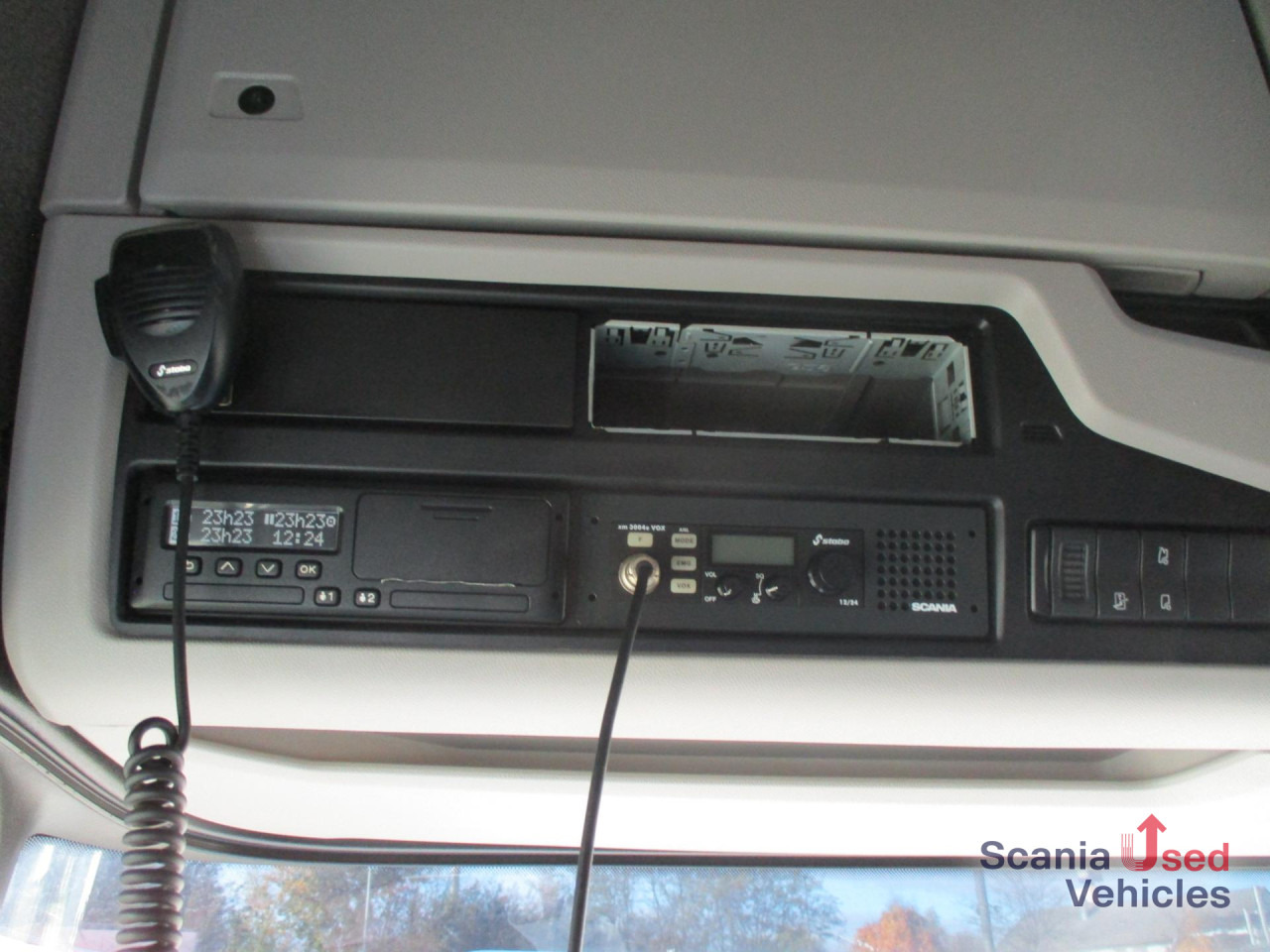 SCANIA S 450 A4x2EB - Vilcējs: foto 3 SCANIA S 450 A4x2EB - Vilcējs: foto 3