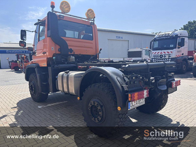 Mercedes-Benz U500 - Kravas automašīna: foto 5 Mercedes-Benz U500 - Kravas automašīna: foto 5