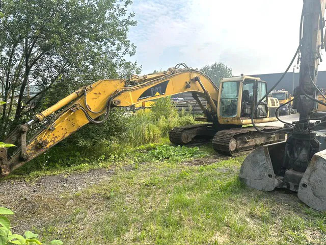 Kāpurķēžu ekskavators Caterpillar 320: foto 8