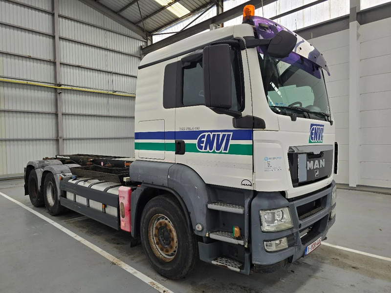 MAN TGS 28.440 6x2 / EURO 5 / AIRCO / LIFTAS / 10 roues - 10 tyres - Šasija kravas automašīna: foto 3 MAN TGS 28.440 6x2 / EURO 5 / AIRCO / LIFTAS / 10 roues - 10 tyres - Šasija kravas automašīna: foto 3