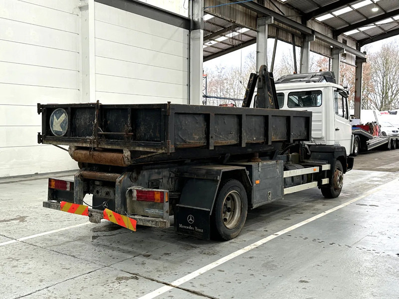 Mercedes-Benz 1117 - Kravas automašīna pašizgāzējs: foto 5 Mercedes-Benz 1117 - Kravas automašīna pašizgāzējs: foto 5
