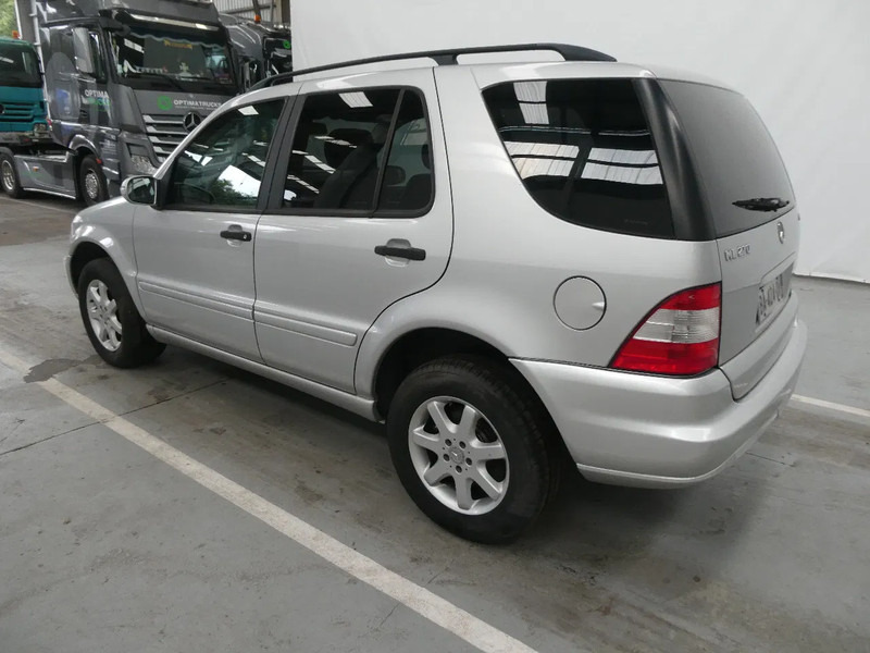 Mercedes-Benz M-Klasse ML 270 CDI 4x4 - SUV: foto 3 Mercedes-Benz M-Klasse ML 270 CDI 4x4 - SUV: foto 3