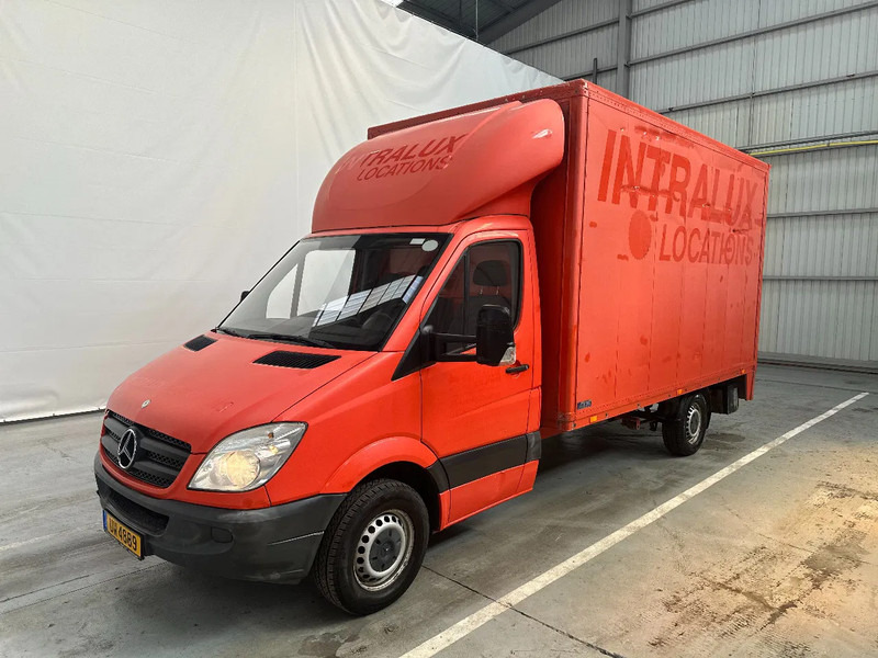 Mercedes-Benz Sprinter 316 - Furgons ar slēgtā virsbūve: foto 3 Mercedes-Benz Sprinter 316 - Furgons ar slēgtā virsbūve: foto 3