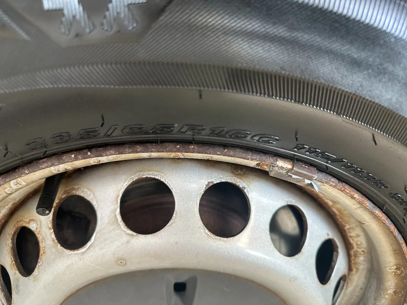 Mercedes-Benz Sprinter 316 - Furgons ar slēgtā virsbūve: foto 5 Mercedes-Benz Sprinter 316 - Furgons ar slēgtā virsbūve: foto 5