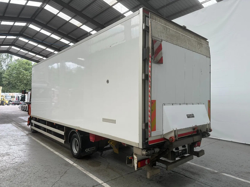 Renault D 12 220 / 264728 km - Kravas automašīna refrižerators: foto 4 Renault D 12 220 / 264728 km - Kravas automašīna refrižerators: foto 4