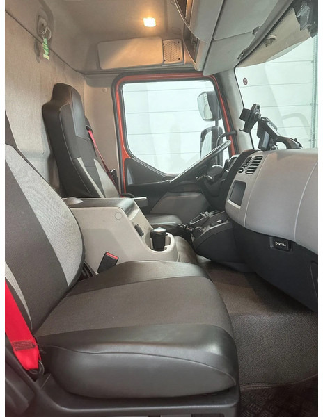 Kravas automašīna refrižerators Renault D 12 220 / 264728 km: foto 8 Kravas automašīna refrižerators Renault D 12 220 / 264728 km: foto 8