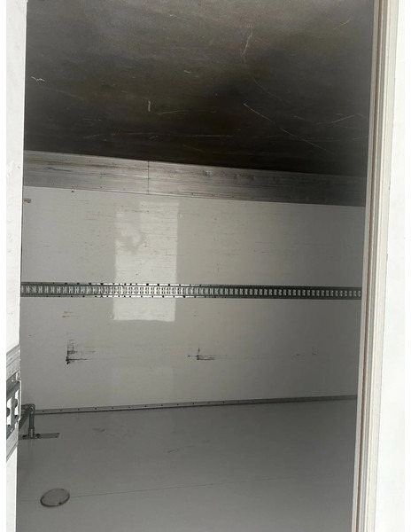 Kravas automašīna refrižerators Renault D 12 220 / 264728 km: foto 17 Kravas automašīna refrižerators Renault D 12 220 / 264728 km: foto 17