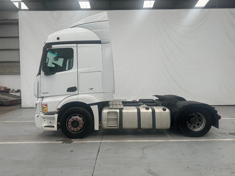 Mercedes-Benz Actros 1843 - Vilcējs: foto 2 Mercedes-Benz Actros 1843 - Vilcējs: foto 2
