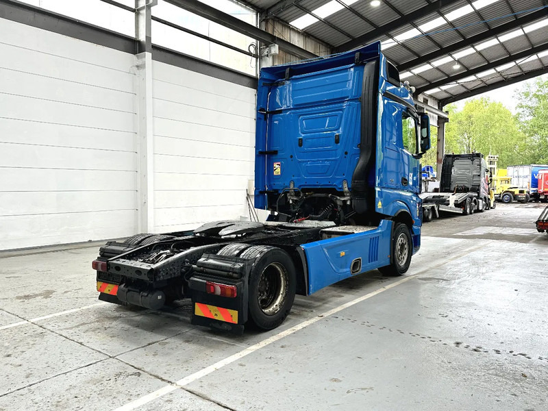 Mercedes-Benz Actros 1846 - Vilcējs: foto 5 Mercedes-Benz Actros 1846 - Vilcējs: foto 5