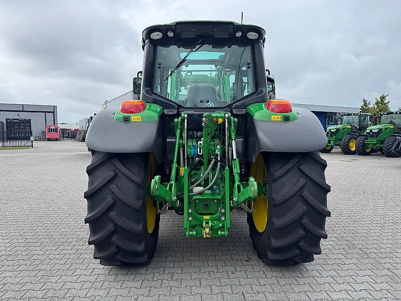 John Deere 6100M + VOORLADER 2024 710 UUR!!! - Traktors: foto 3 John Deere 6100M + VOORLADER 2024 710 UUR!!! - Traktors: foto 3