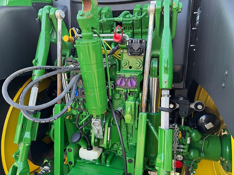 John Deere 6R155 AP 50KM COMMAND-PRO G5-PLUS 2024 1340 UUR!!! - Traktors: foto 5 John Deere 6R155 AP 50KM COMMAND-PRO G5-PLUS 2024 1340 UUR!!! - Traktors: foto 5