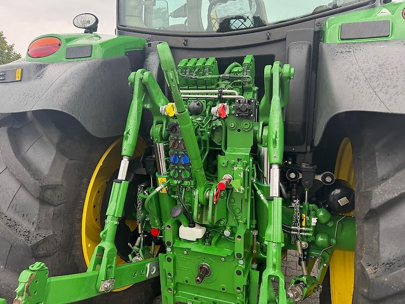 John Deere 6R155 AP 50KM COMMAND-PRO G5-PLUS 2024 999 UUR!!! - Traktors: foto 4 John Deere 6R155 AP 50KM COMMAND-PRO G5-PLUS 2024 999 UUR!!! - Traktors: foto 4
