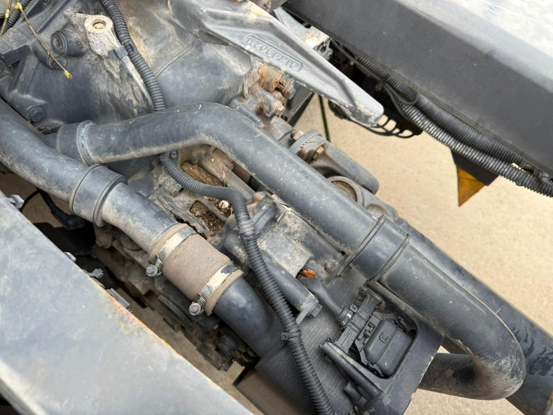 Iveco AS260S46Y/FP-CM Retarder 441.500 km German BDF 6x2 līzingu Iveco AS260S46Y/FP-CM Retarder 441.500 km German BDF 6x2: foto 7