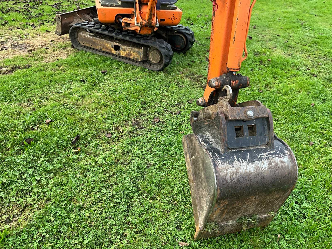 1994 HITACHI EX15 MINI EXCAVATOR - WORKING - NEW TRACKS - Mini-ekskavators: foto 5 1994 HITACHI EX15 MINI EXCAVATOR - WORKING - NEW TRACKS - Mini-ekskavators: foto 5