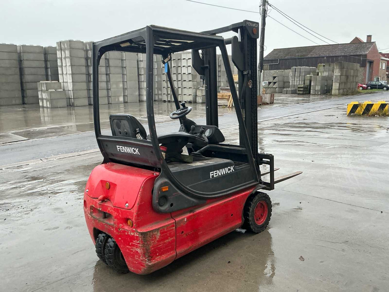 2001 LINDE E16C-02 FORKLIFT - Autokrāvējs: foto 4 2001 LINDE E16C-02 FORKLIFT - Autokrāvējs: foto 4