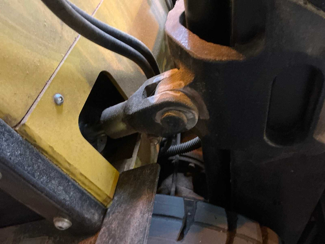 Autokrāvējs 2001 YALE ERP25ALFV2395 FORKLIFT: foto 23