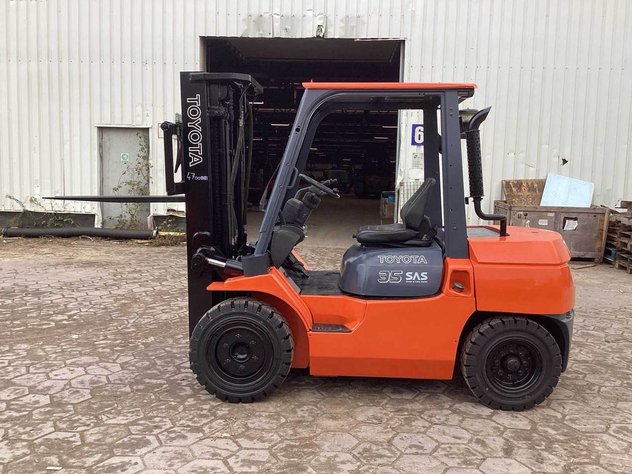 2004 TOYOTA 7FD35 FORKLIFT - Autokrāvējs: foto 5 2004 TOYOTA 7FD35 FORKLIFT - Autokrāvējs: foto 5