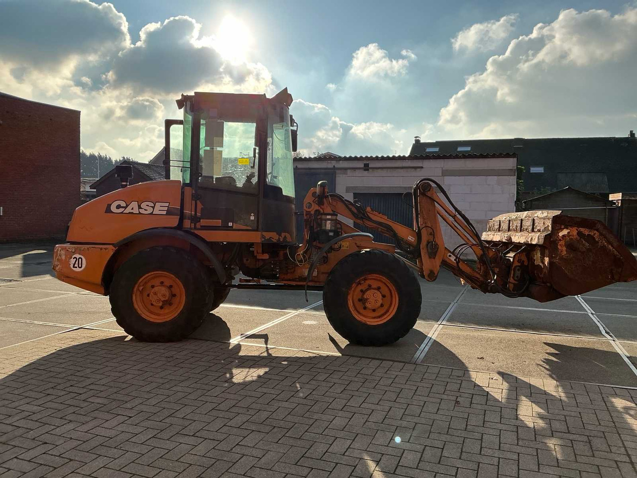 2008 CASE 321E BULLDOZER - Buldozers: foto 4 2008 CASE 321E BULLDOZER - Buldozers: foto 4