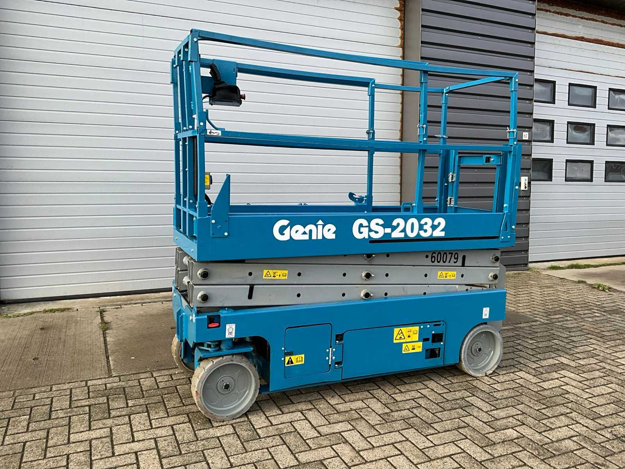 2008 GENIE GS-2032 AERIAL PLATFORM - Pacēlājs: foto 1 2008 GENIE GS-2032 AERIAL PLATFORM - Pacēlājs: foto 1