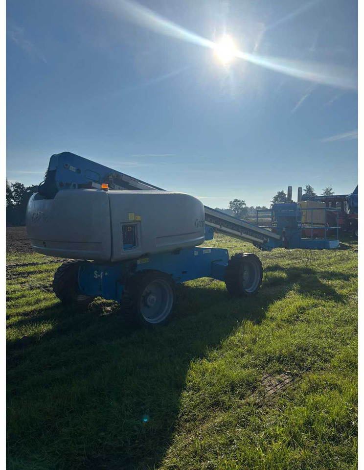 2008 GENIE S-60 AERIAL PLATFORM - Pacēlājs: foto 5 2008 GENIE S-60 AERIAL PLATFORM - Pacēlājs: foto 5