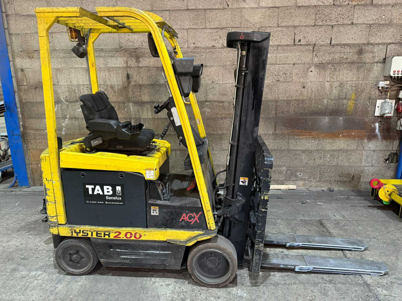 2008 HYSTER E2.00XMS FORKLIFT BATTERY 2024 (2000KG) - Autokrāvējs: foto 1 2008 HYSTER E2.00XMS FORKLIFT BATTERY 2024 (2000KG) - Autokrāvējs: foto 1