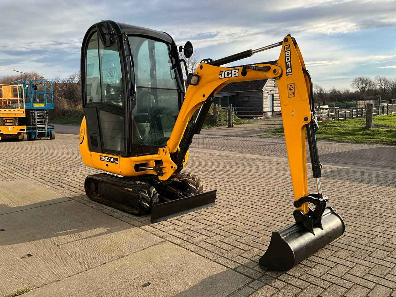 2011 JCB 8014 CTS MINI EXCAVATOR - Mini-ekskavators: foto 2 2011 JCB 8014 CTS MINI EXCAVATOR - Mini-ekskavators: foto 2