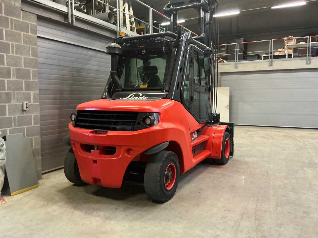 2012 LINDE H80D-01/900 FORKLIFT - Autokrāvējs: foto 3 2012 LINDE H80D-01/900 FORKLIFT - Autokrāvējs: foto 3