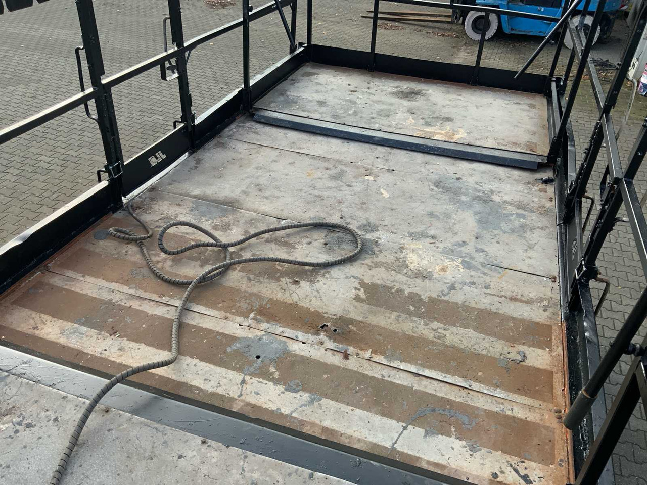 Pacēlājs 2015 JLG 4394RT SCISSOR LIFT: foto 26 Pacēlājs 2015 JLG 4394RT SCISSOR LIFT: foto 26