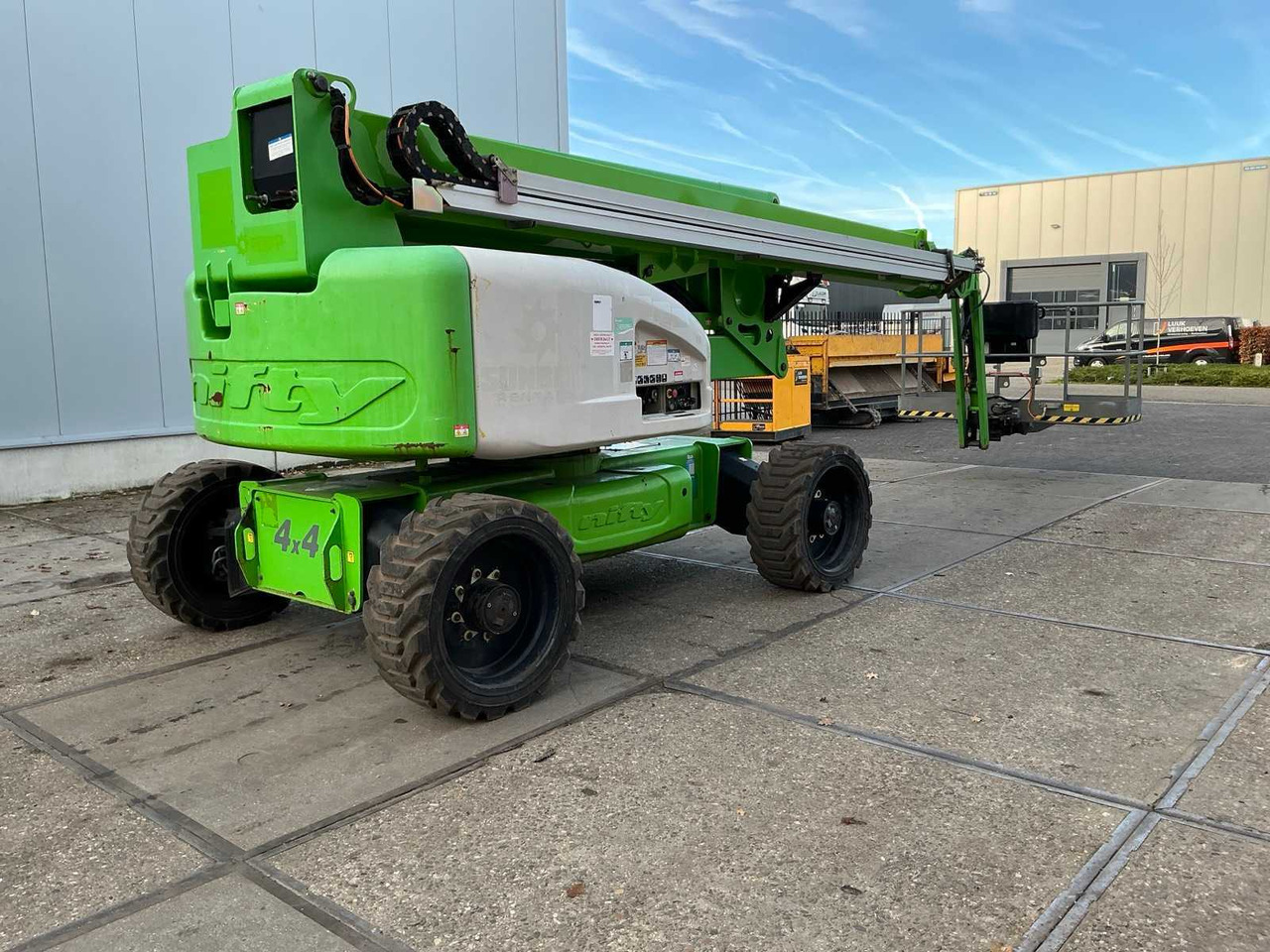 2015 NIFTY HR28 AERIAL WORK PLATFORM - Pacēlājs: foto 5 2015 NIFTY HR28 AERIAL WORK PLATFORM - Pacēlājs: foto 5