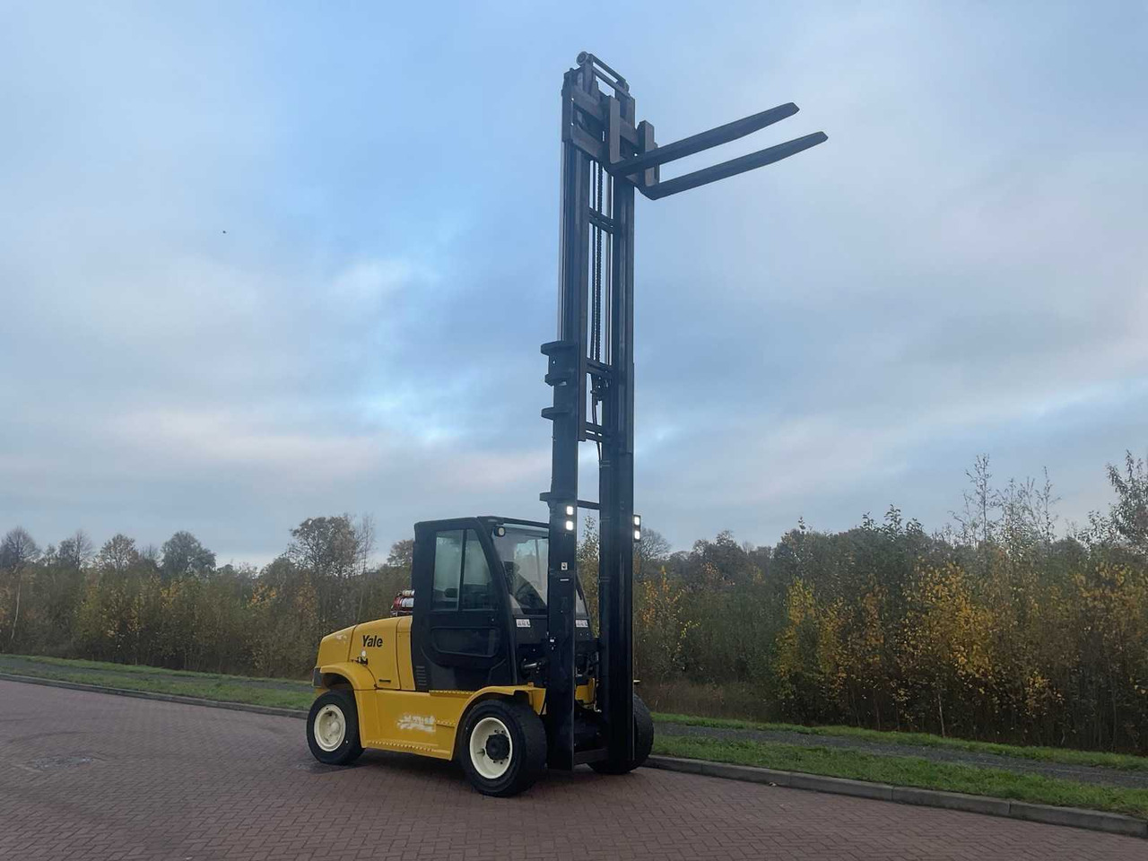 2017 YALE GDPV80VX9 FORKLIFT - Autokrāvējs: foto 5 2017 YALE GDPV80VX9 FORKLIFT - Autokrāvējs: foto 5