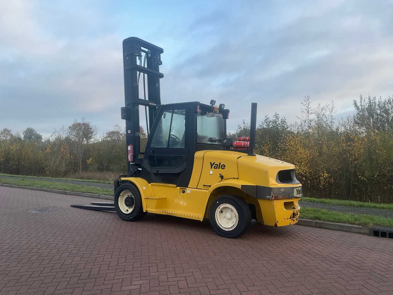 2017 YALE GDPV80VX9 FORKLIFT - Autokrāvējs: foto 4 2017 YALE GDPV80VX9 FORKLIFT - Autokrāvējs: foto 4