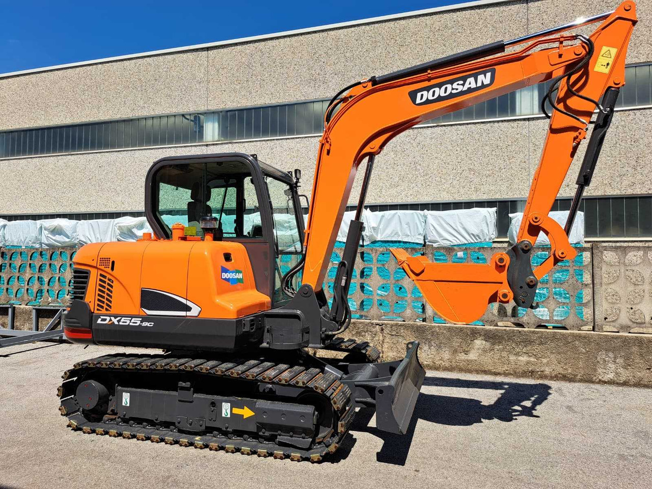 2018 DOOSAN DX55-9C MINI EXCAVATOR - Ekskavators: foto 1 2018 DOOSAN DX55-9C MINI EXCAVATOR - Ekskavators: foto 1